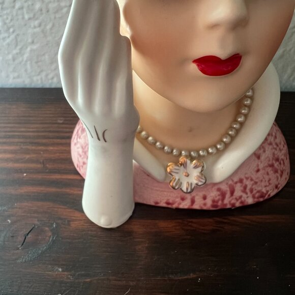Ceramic Vintage Lady Head Vases (2) - Picture 8 of 9
